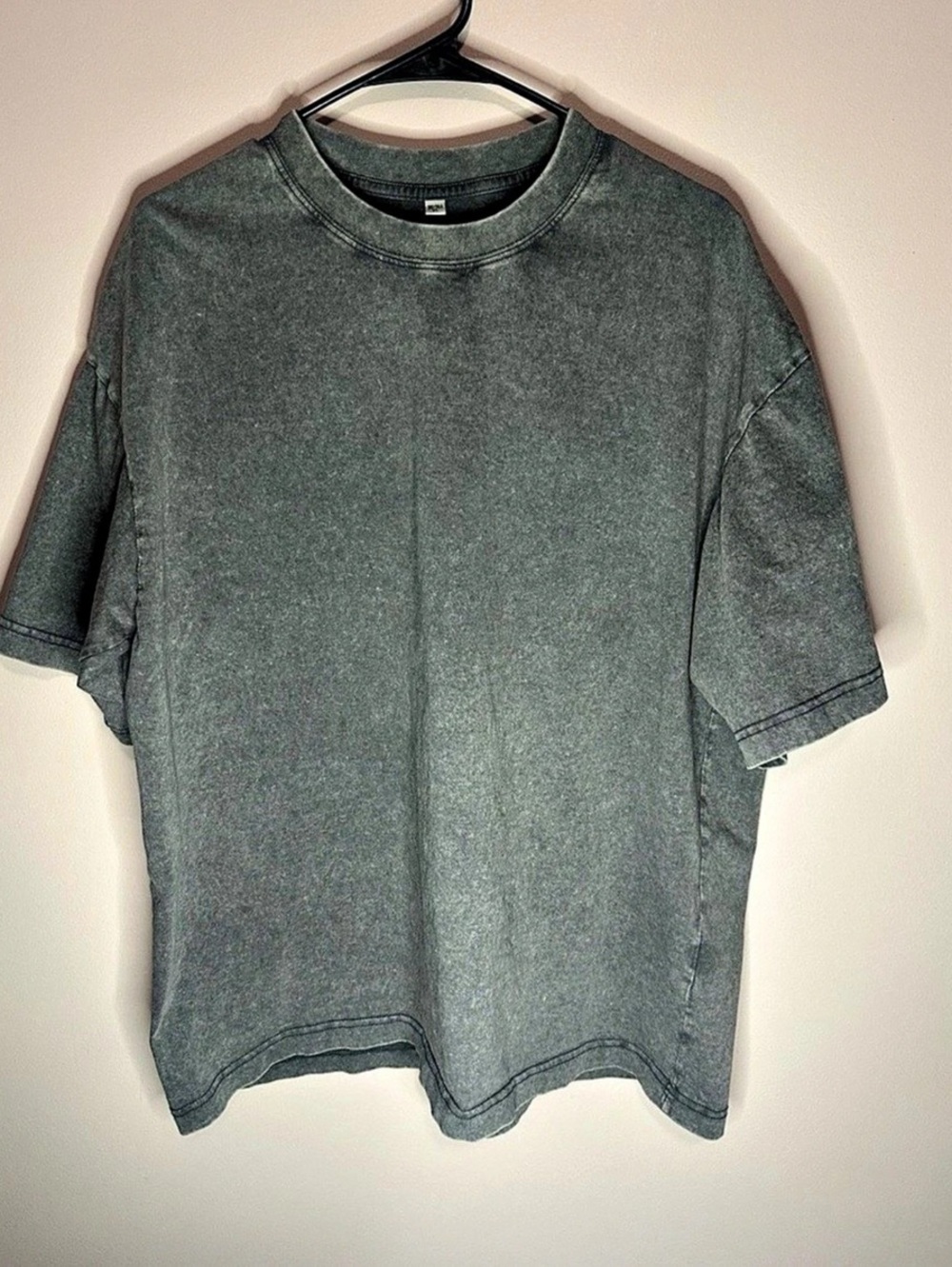 Gray Short Sleeve Tee Size XL